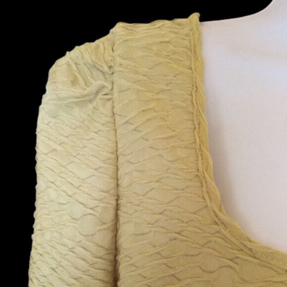 Green Long Sleeve Top With Puff Sleeves Size 1XL - Picture 2 of 4